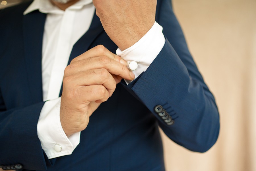 charismatique accessoires homme et lait maternel