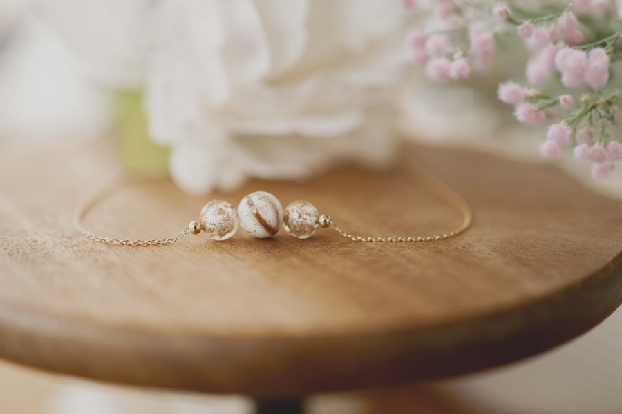 Lait merveille bijou au lait maternel et méché